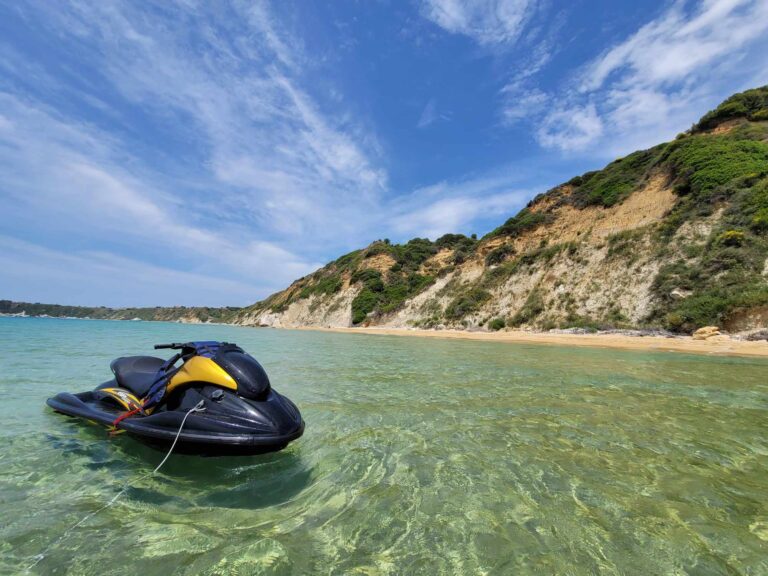 HOME 9 2007 Yamaha GP1300R In Greece