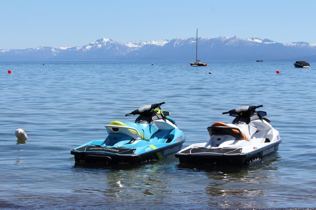 Are Seadoo Jet skis Suitable For Beginners? Two Seadoos In Water