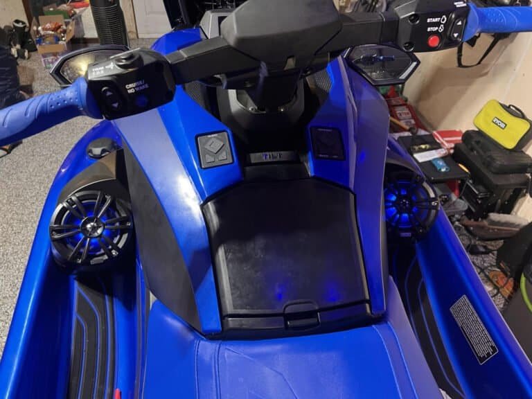 Waverunner Audio Packages: PWC Brackets Blue Ski With Factory Upgraded Speakers