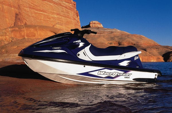 HOME 8 YamahaGP1200Waverunner_13